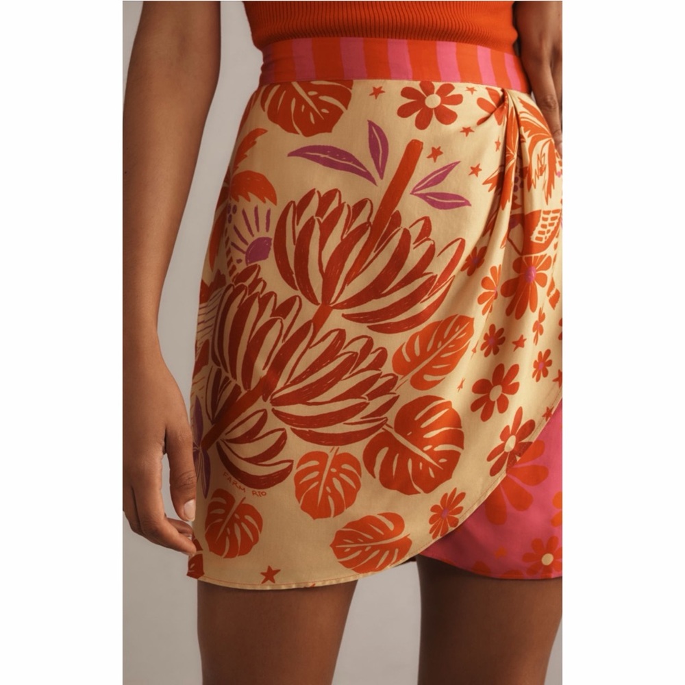 ANTHROPOLOGIE Farm Rio Red Floral Wrap Mini Skirt Tropical L NWT - Picture 5 of 6